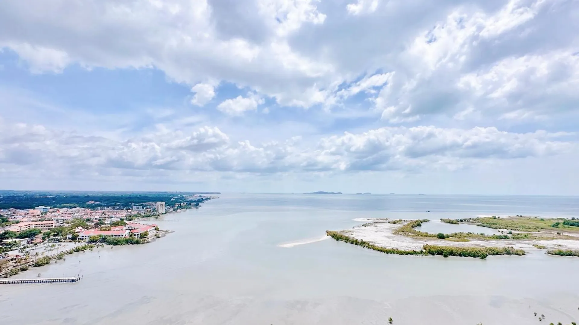 Silverscape: Luxury Apartments with Infinity Pool near Jonker Street Malacca 0*,
